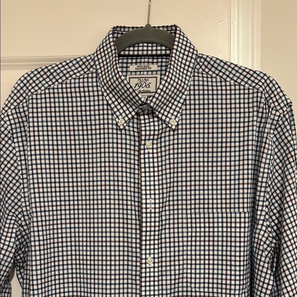 Jos. A. Bank Tailored Fit Plaid Purple & Blue Lines Long-Sleeve Button Up Large